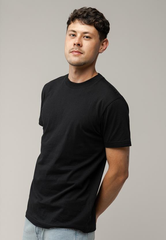 T-Shirt Avan 2-Pack Black from Shop Like You Give a Damn