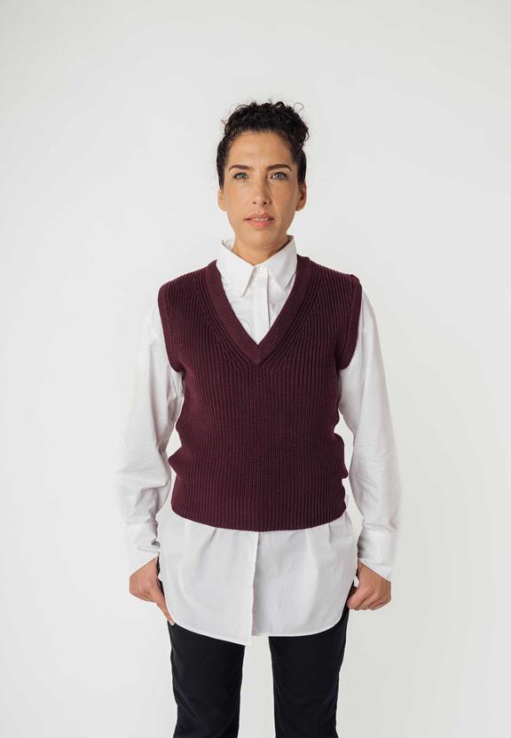 Knitted Vest Dayita Wine Red via Shop Like You Give a Damn