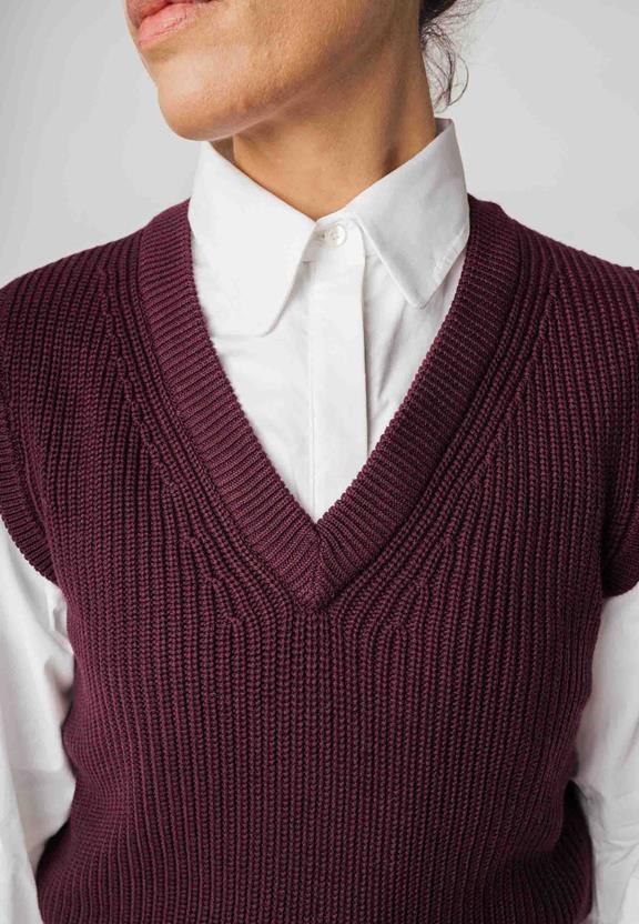 Knitted Vest Dayita Wine Red from Shop Like You Give a Damn