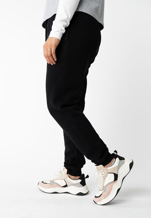 Joggingbroek Akesha Zwart from Shop Like You Give a Damn