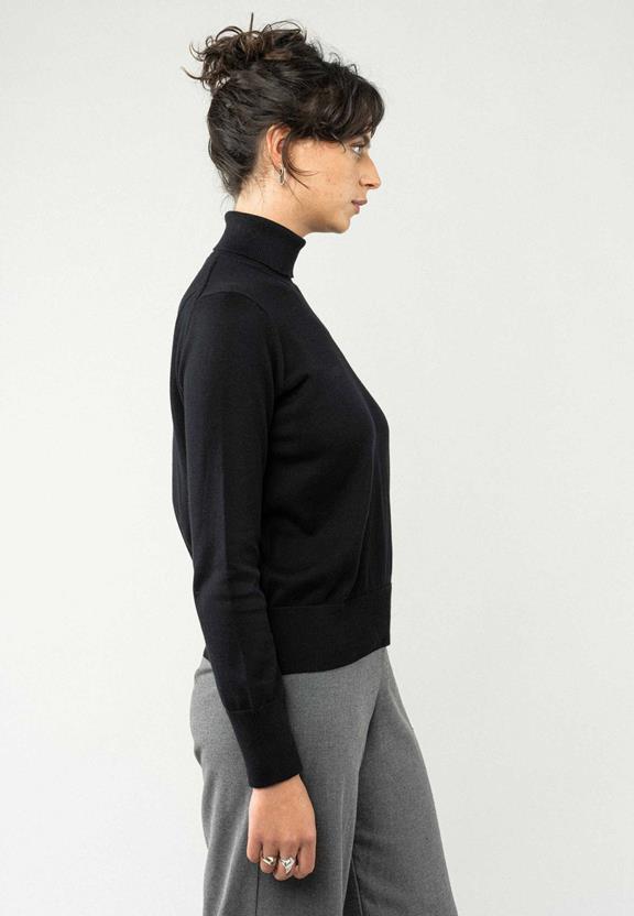 Turtleneck Mayura Black from Shop Like You Give a Damn