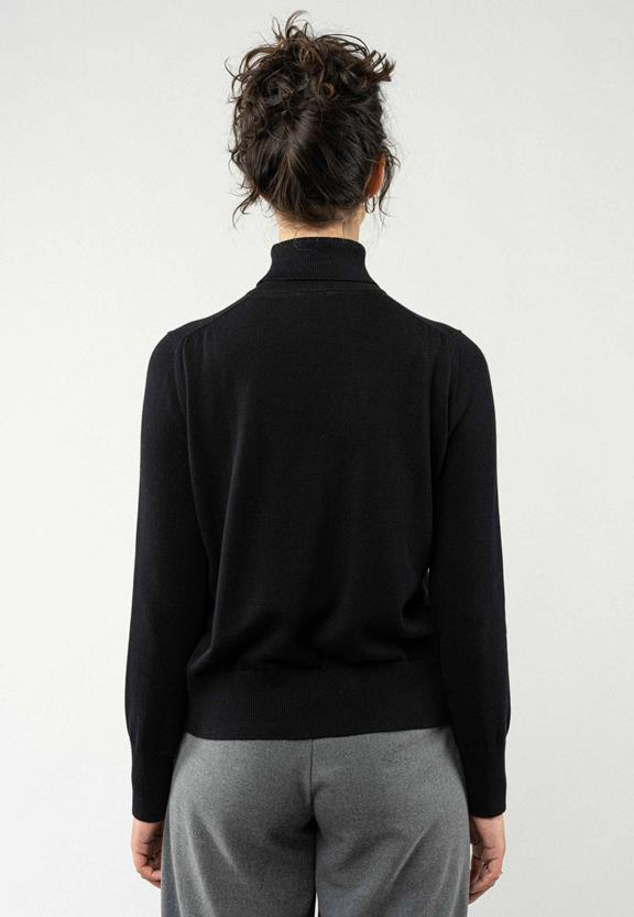 Turtleneck Mayura Black from Shop Like You Give a Damn