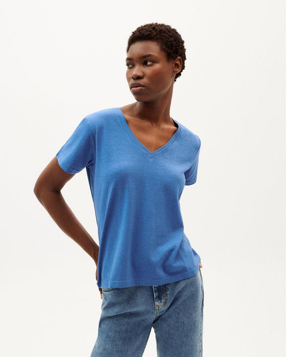 T-Shirt Clavel Lichtblauw via Shop Like You Give a Damn