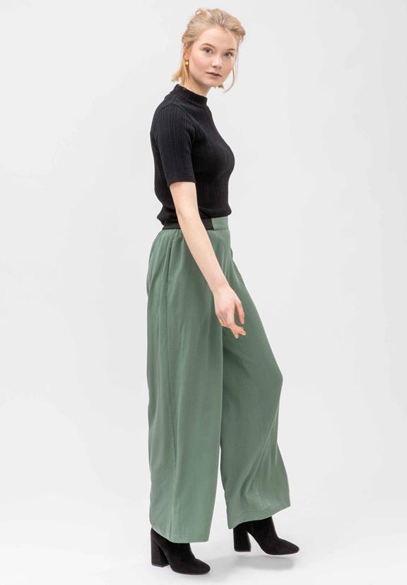 Broek Sandrose Antiek Groen from Shop Like You Give a Damn