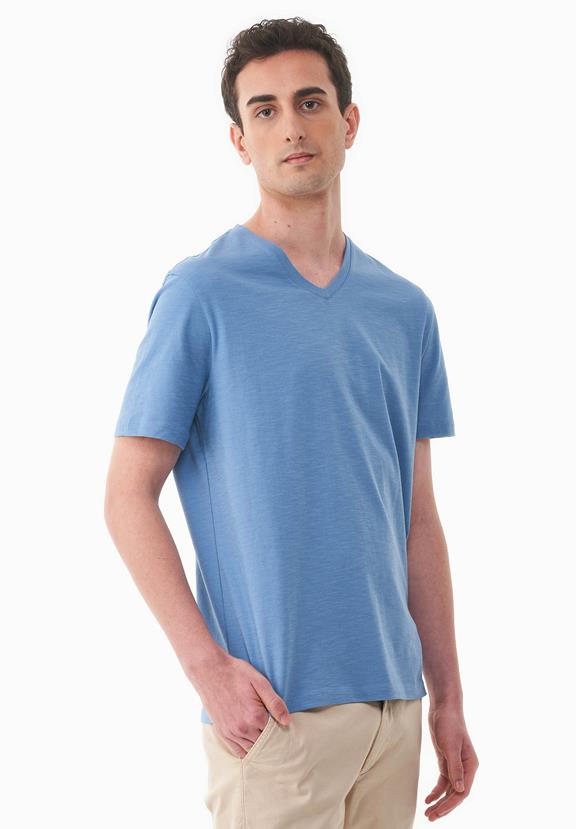 T-Shirt Basic V-Neck Coronet Blue from Shop Like You Give a Damn