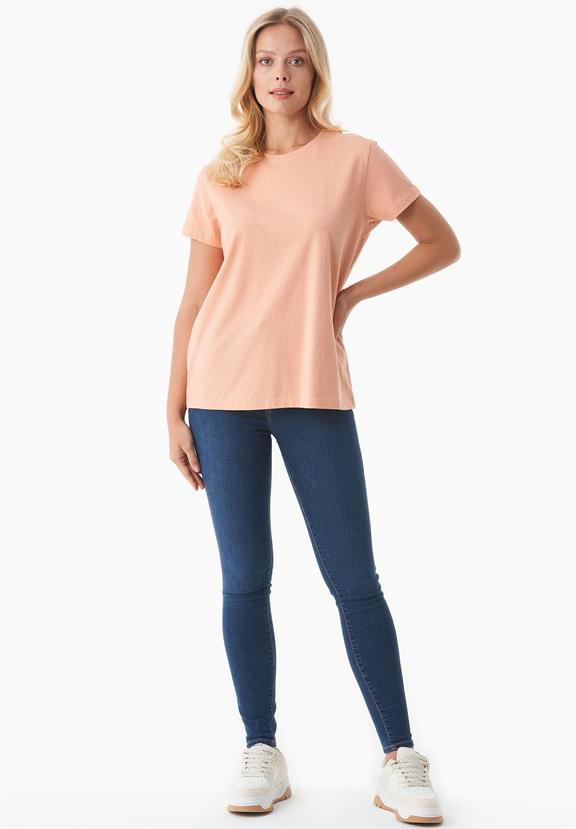 T-Shirt Basic Peach from Shop Like You Give a Damn