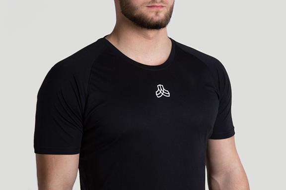 Eucalyptus Performance T-Shirt - Black 4