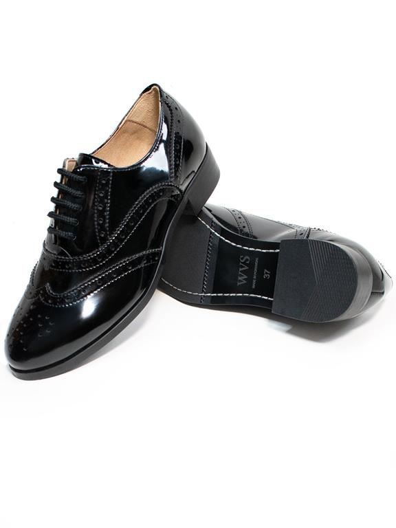 Oxford-Brogues Lakzwart from Shop Like You Give a Damn