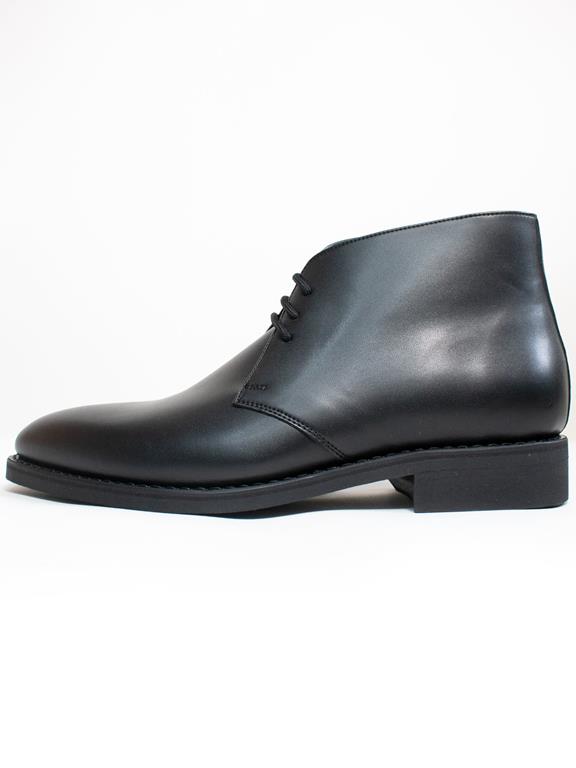 Chukka Laarzen Goodyear Welt Zwart from Shop Like You Give a Damn