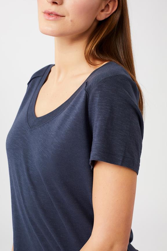 T-Shirt The New V-Neck Sapphire from Shop Like You Give a Damn