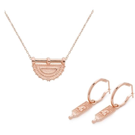 Set Necklace Half Moon & Peacock Hoops Rose Gold 1