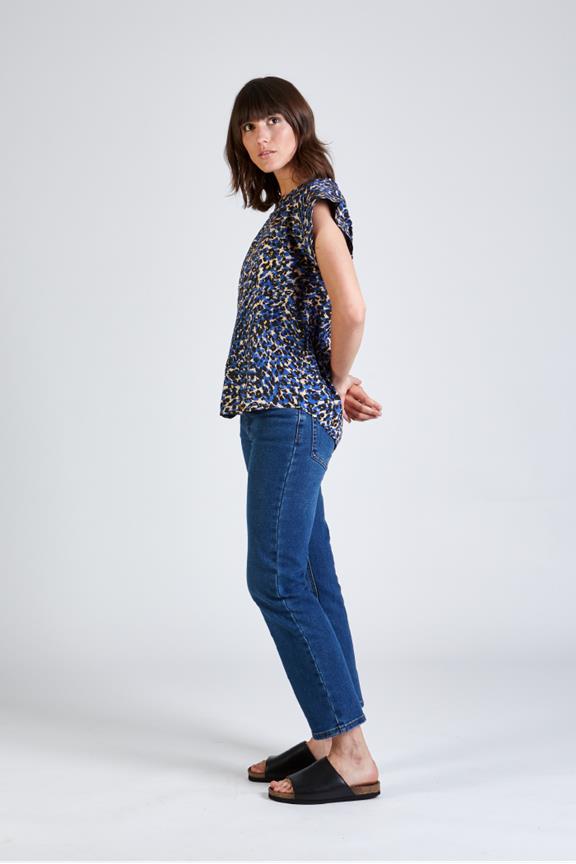 Top Capri Leo 5