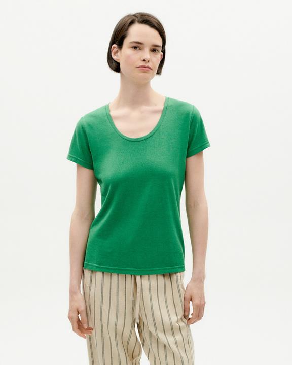 T-Shirt Regina Hennep Groen from Shop Like You Give a Damn
