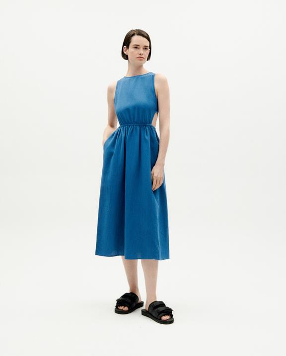 Jurk Kin Cut Out Blauw via Shop Like You Give a Damn
