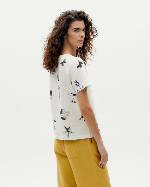T-Shirt Mama Ida Wit from Shop Like You Give a Damn