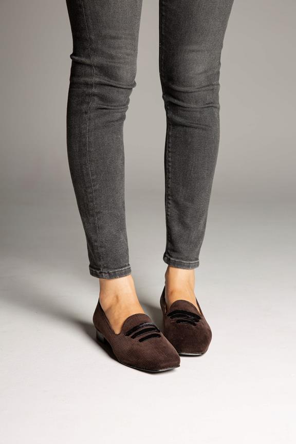 Loafers Corduroy Bruin from Shop Like You Give a Damn