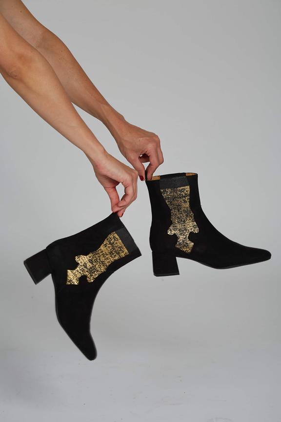 Boots Elastic Gold & Black from Shop Like You Give a Damn