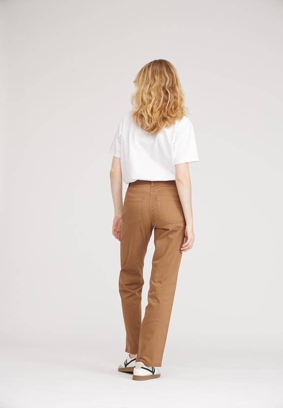 Broek Amelia Medium Lengte Camel from Shop Like You Give a Damn