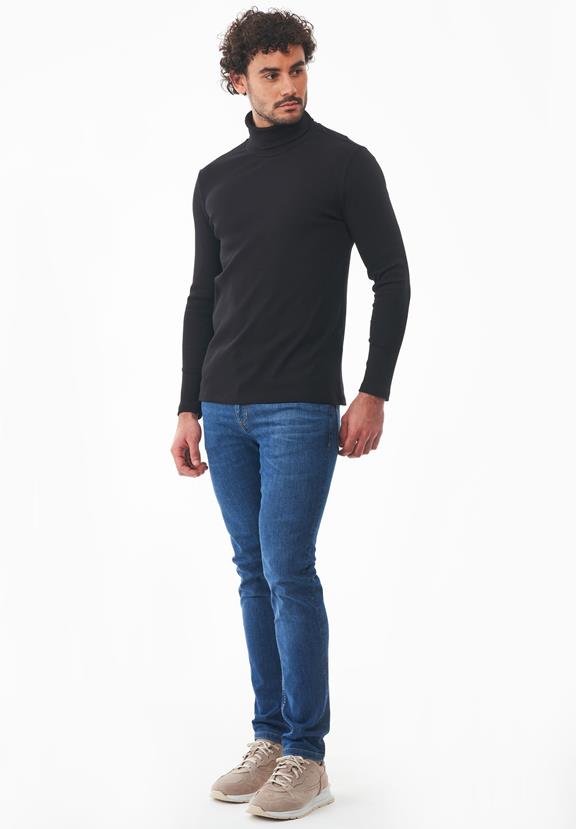 Sweater Turtleneck Black from Shop Like You Give a Damn