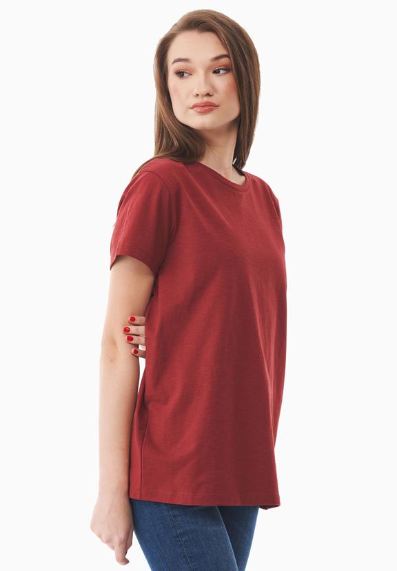 T-Shirt Basic Merlot from Shop Like You Give a Damn