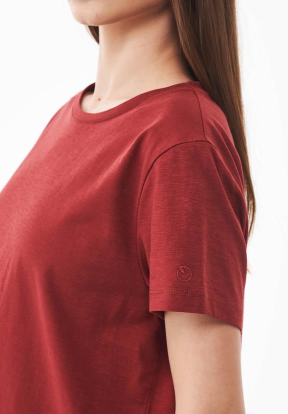 T-Shirt Basic Merlot from Shop Like You Give a Damn