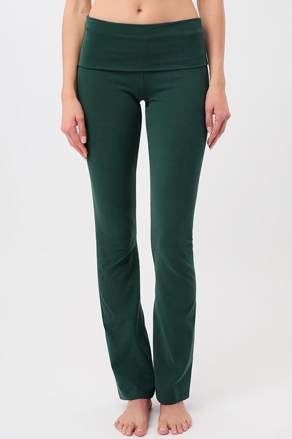 Broek Classic Rolldown Zeewier Donkergroen via Shop Like You Give a Damn