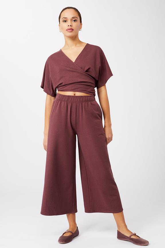 Broek Cropped Wide Leg Ruby Donkerrood from Shop Like You Give a Damn