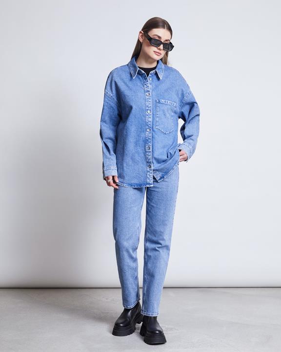 Overhemd Denim Solace Lichtblauw via Shop Like You Give a Damn