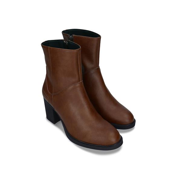 Boots Alicia Vegan Eco-Leather Brown from Shop Like You Give a Damn