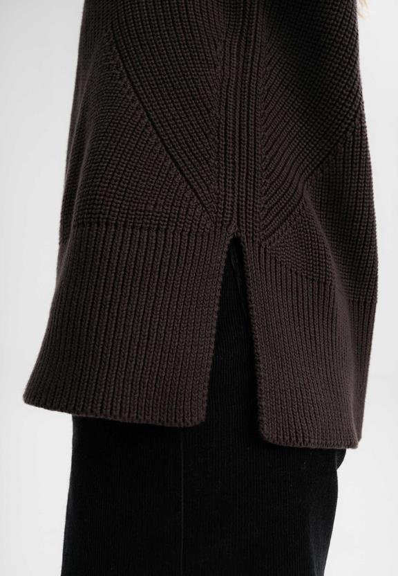 Knit Vest Turtleneck Gamini Dark Brown from Shop Like You Give a Damn