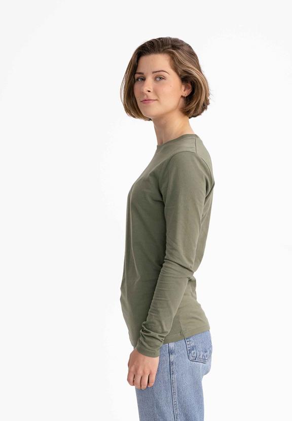 Shirt Basic Lange Mouw Dhivya Tijm Groen from Shop Like You Give a Damn