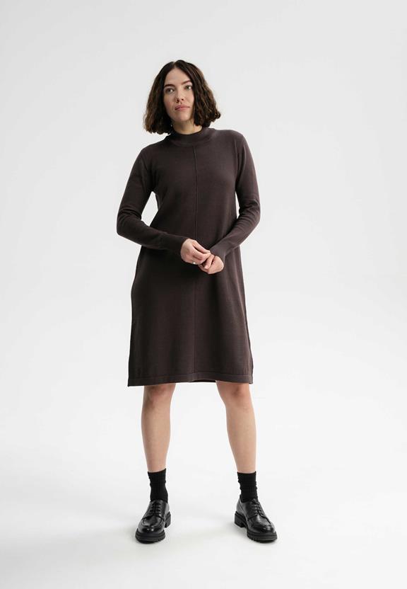 Dress Fine-Knit Basic Harleen Dark Brown via Shop Like You Give a Damn