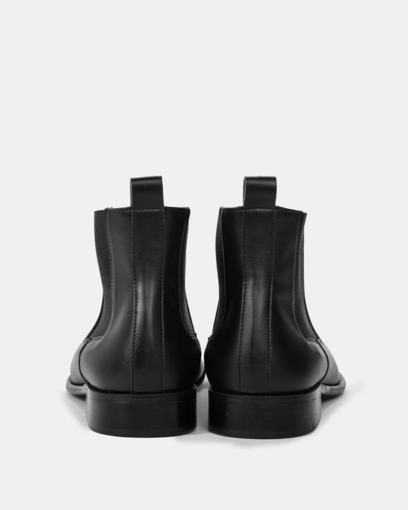 Chelsea Boots Flossy Black from Shop Like You Give a Damn