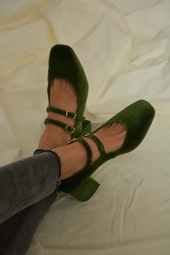 Pumps Montmartre Green from Shop Like You Give a Damn