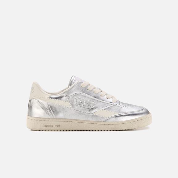 Sneakers M89 Icon Zilver via Shop Like You Give a Damn