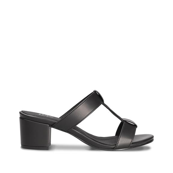 Sandalen Iris Zwart via Shop Like You Give a Damn