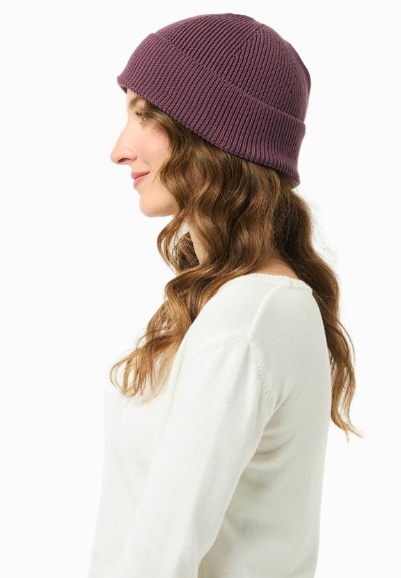 Beanie Unisex Gebreid Donker Vijg Paars from Shop Like You Give a Damn