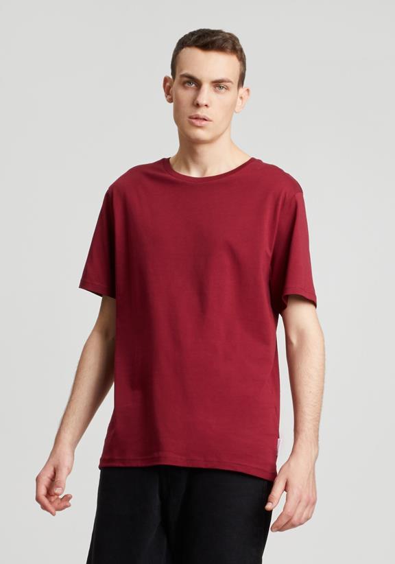 T-Shirt Blanko Burgundy 2