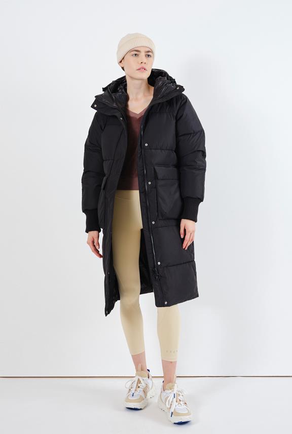 Ry Puffer Parka Zwart from Shop Like You Give a Damn