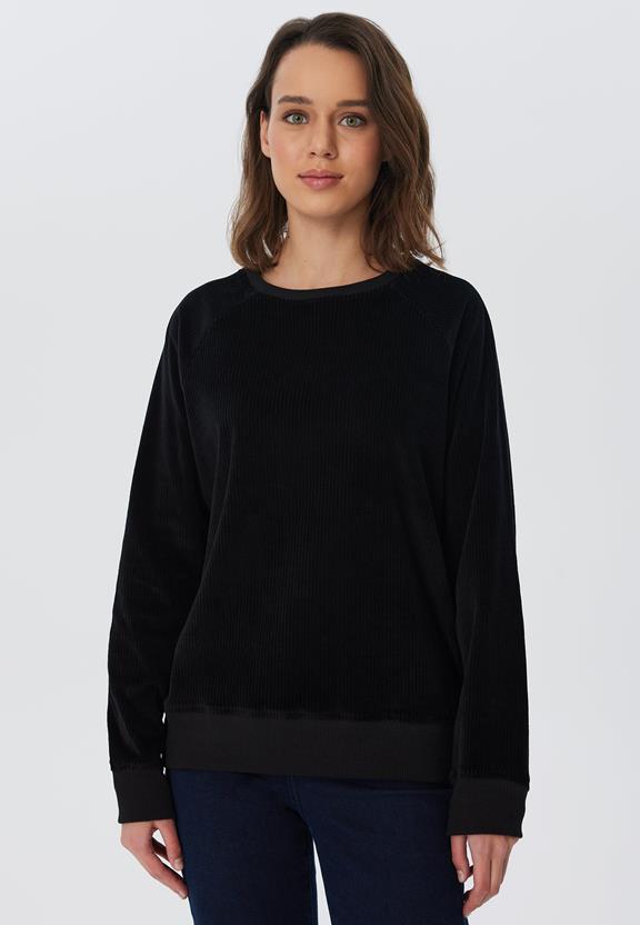 Sweatshirt Corduroy Zwart via Shop Like You Give a Damn