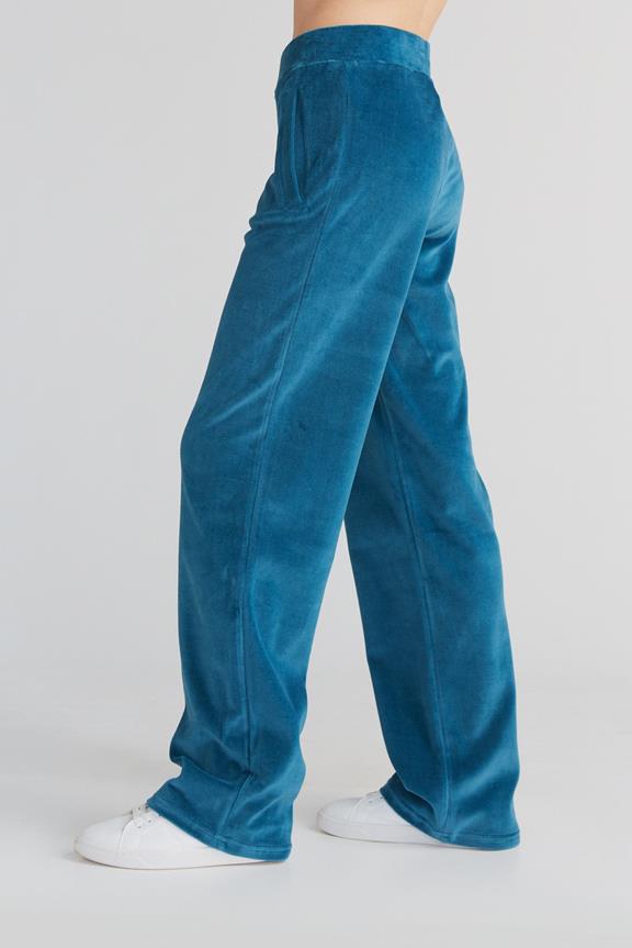 Broek Rechte Pijp Nicky Danube Blauw from Shop Like You Give a Damn