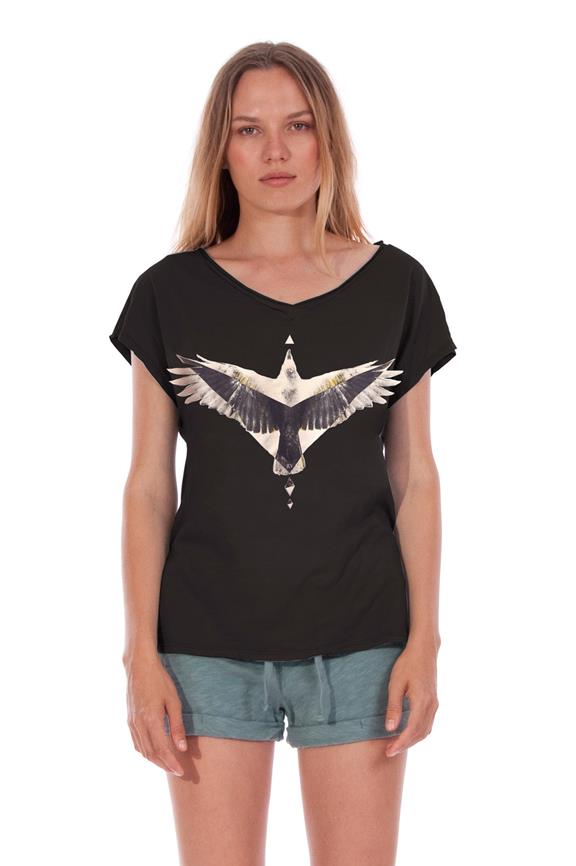 T-Shirt Raven Black via Shop Like You Give a Damn