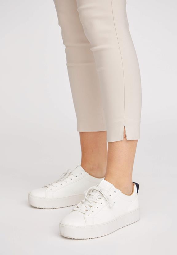 Slim Crop Broek Elizabeth Grijs Zand from Shop Like You Give a Damn