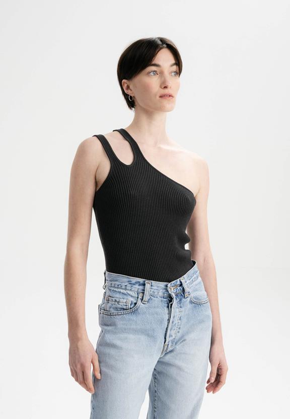 Top One Shoulder Rojana Zwart via Shop Like You Give a Damn