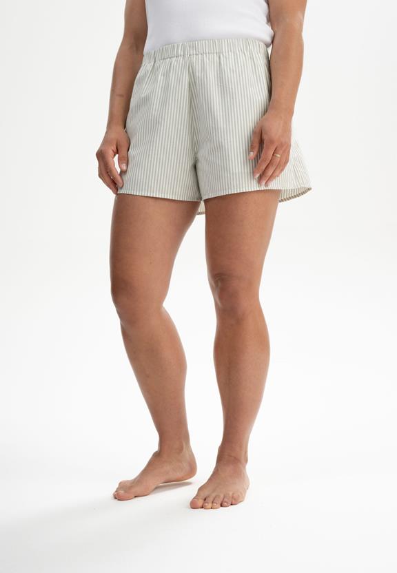 Pyjama Shorts Vanika Gestreept Tijmgroen/Natuurlijk Wit via Shop Like You Give a Damn