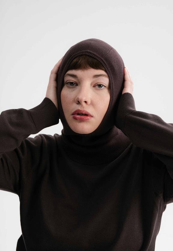 Balaclava Fijngebreid Charvi Donkerbruin via Shop Like You Give a Damn