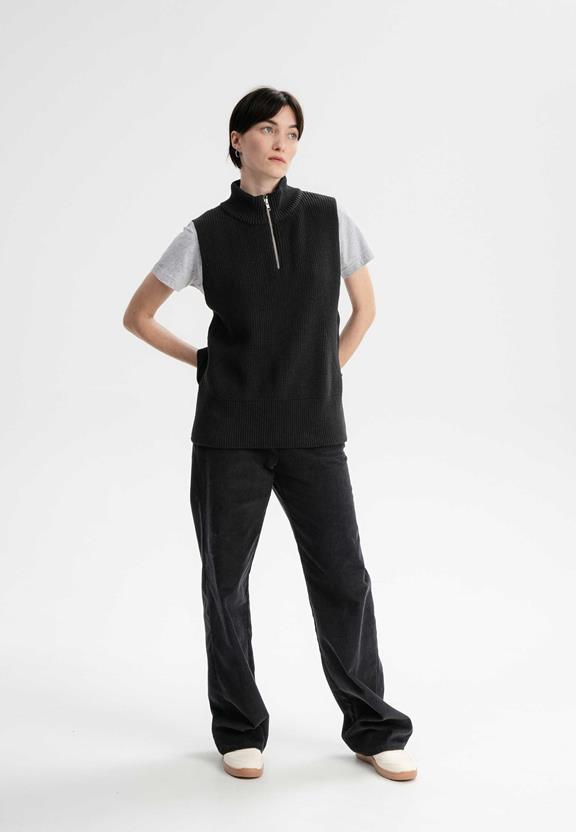 Gebreid Vest Coltrui Gamini Zwart from Shop Like You Give a Damn