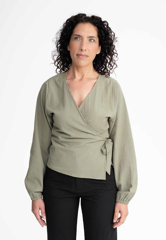 Wikkelblouse Lilam Tijm via Shop Like You Give a Damn