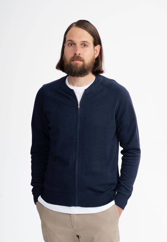 Gebreid Jasje Shamial Navy via Shop Like You Give a Damn