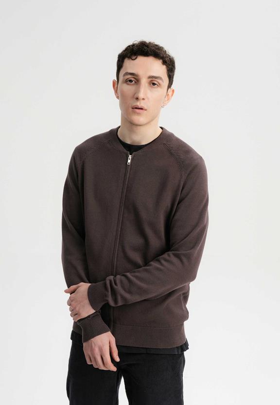 Gebreid Jasje Shamial Donkerbruin from Shop Like You Give a Damn